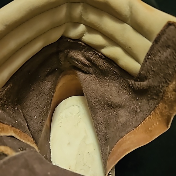 Manas Designs leather lace up lug sole ankle boots - Picture 7 of 9